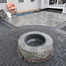 How-a-Circular-Firepit-Became-the-Focal-Point-of-This-Geneva-Backyard 2
